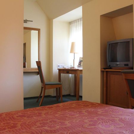 Hotel Zajazd Kultury, Dawniej Pocztowy Zielona Góra Esterno foto