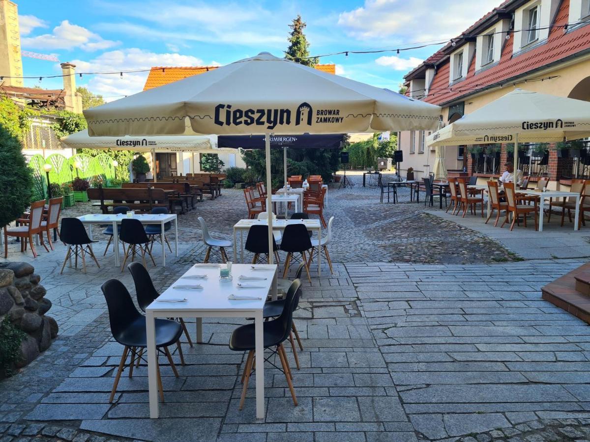 Hotel Zajazd Kultury, Dawniej Pocztowy Zielona Góra Esterno foto