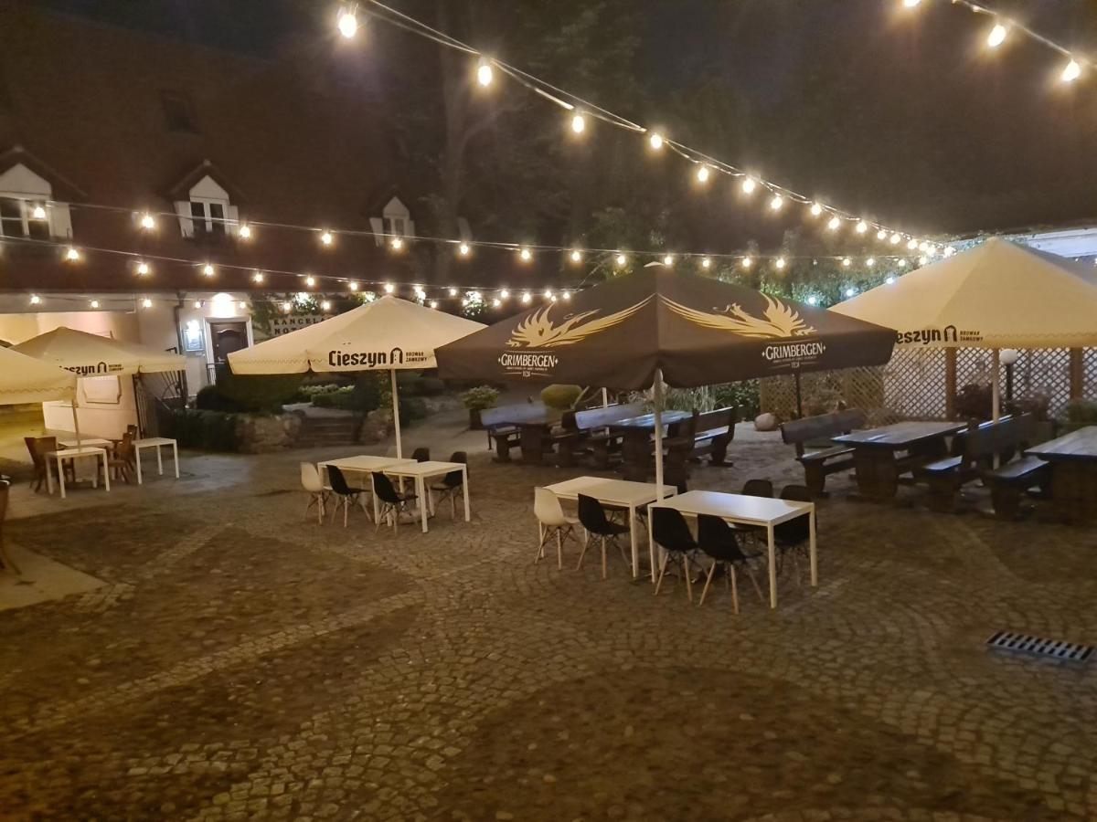 Hotel Zajazd Kultury, Dawniej Pocztowy Zielona Góra Esterno foto